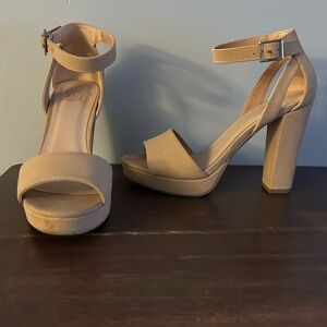My Delicious Nude Heels- Size 6